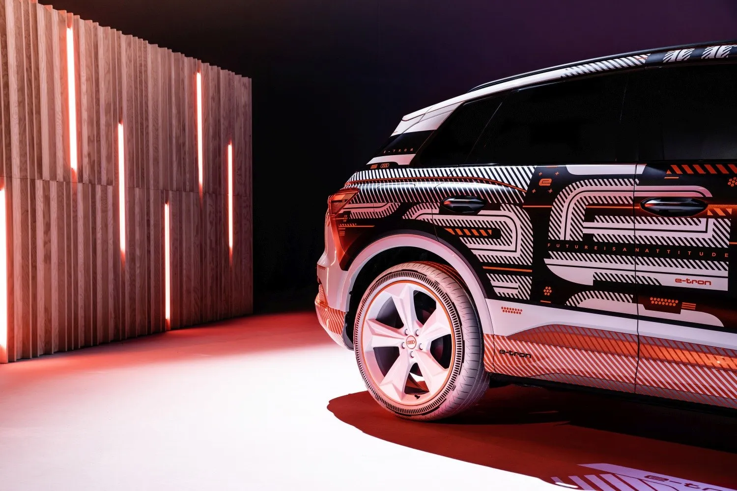Audi Q4 e-tron 45 Genuine edition (2024-2026)