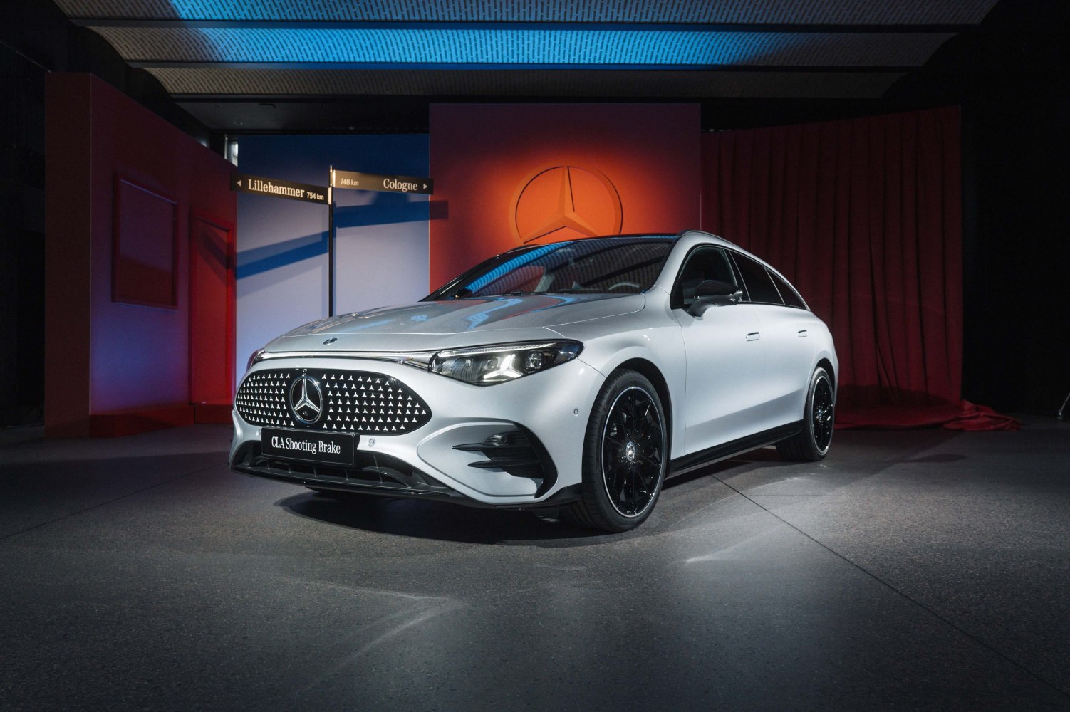 Mercedes-Benz CLA 350 4MATIC Shooting Brake con tecnología EQ (2025)