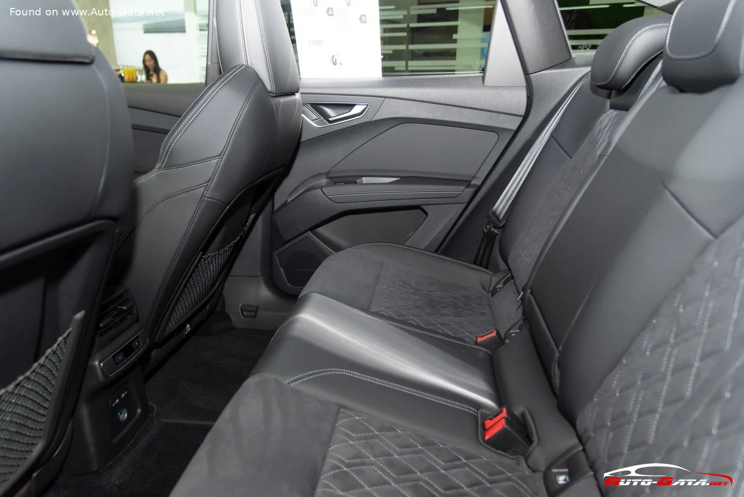 Audi Q4 Sportback e-tron 45 Advanced (2023-2026)