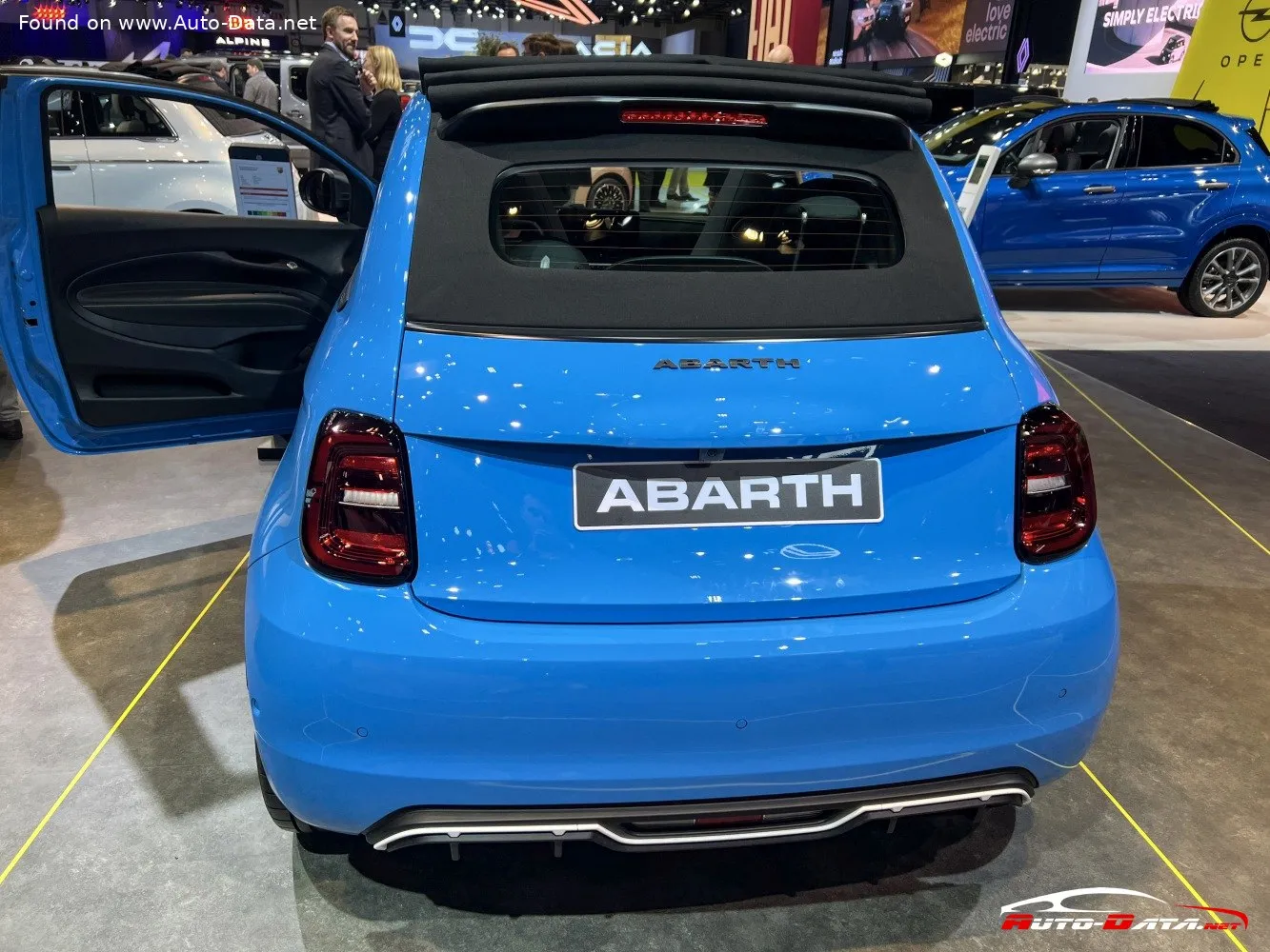Abarth Cabrio 500e Turismo (2023-2026)