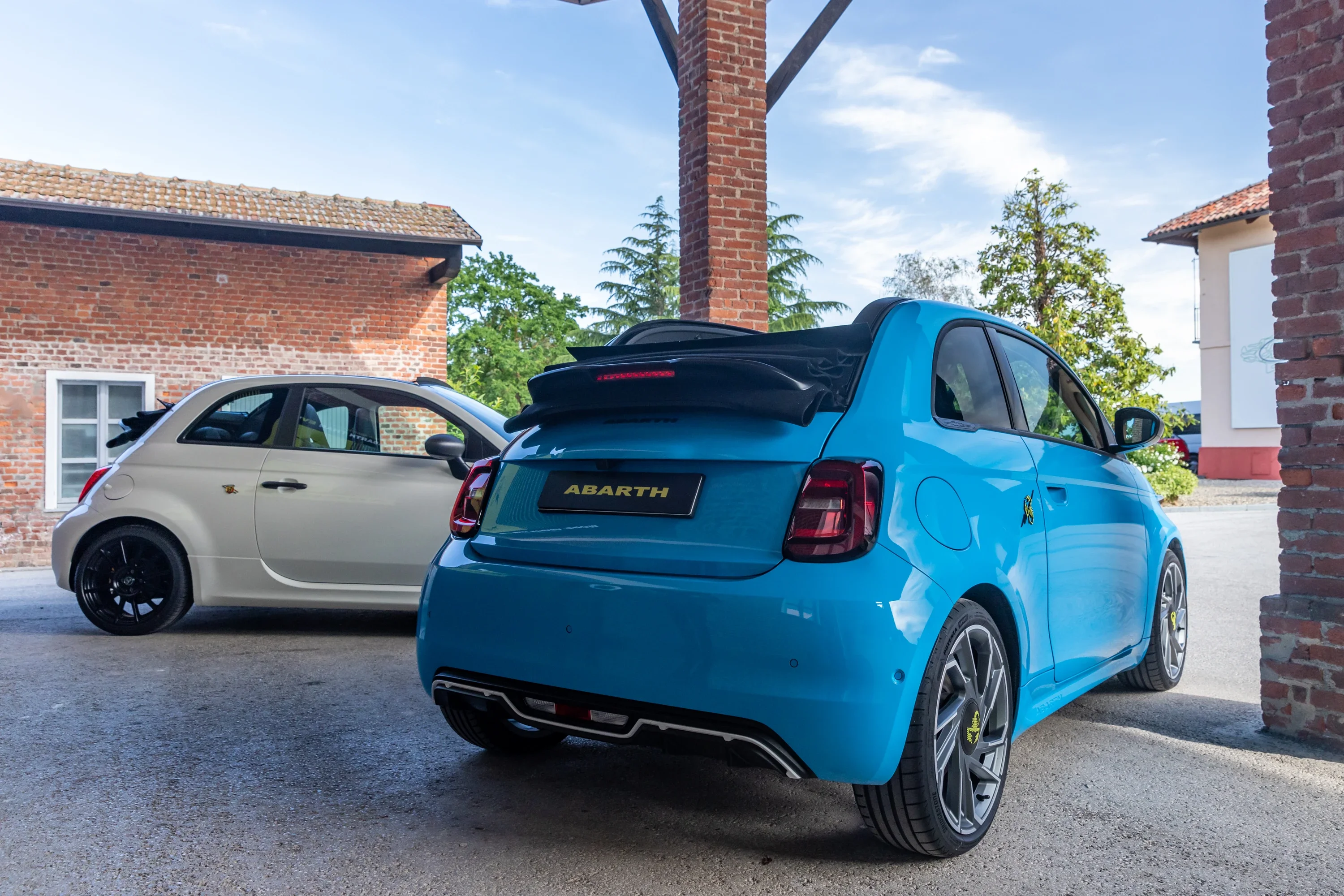 Abarth Cabrio 500e Turismo (2023-2026)