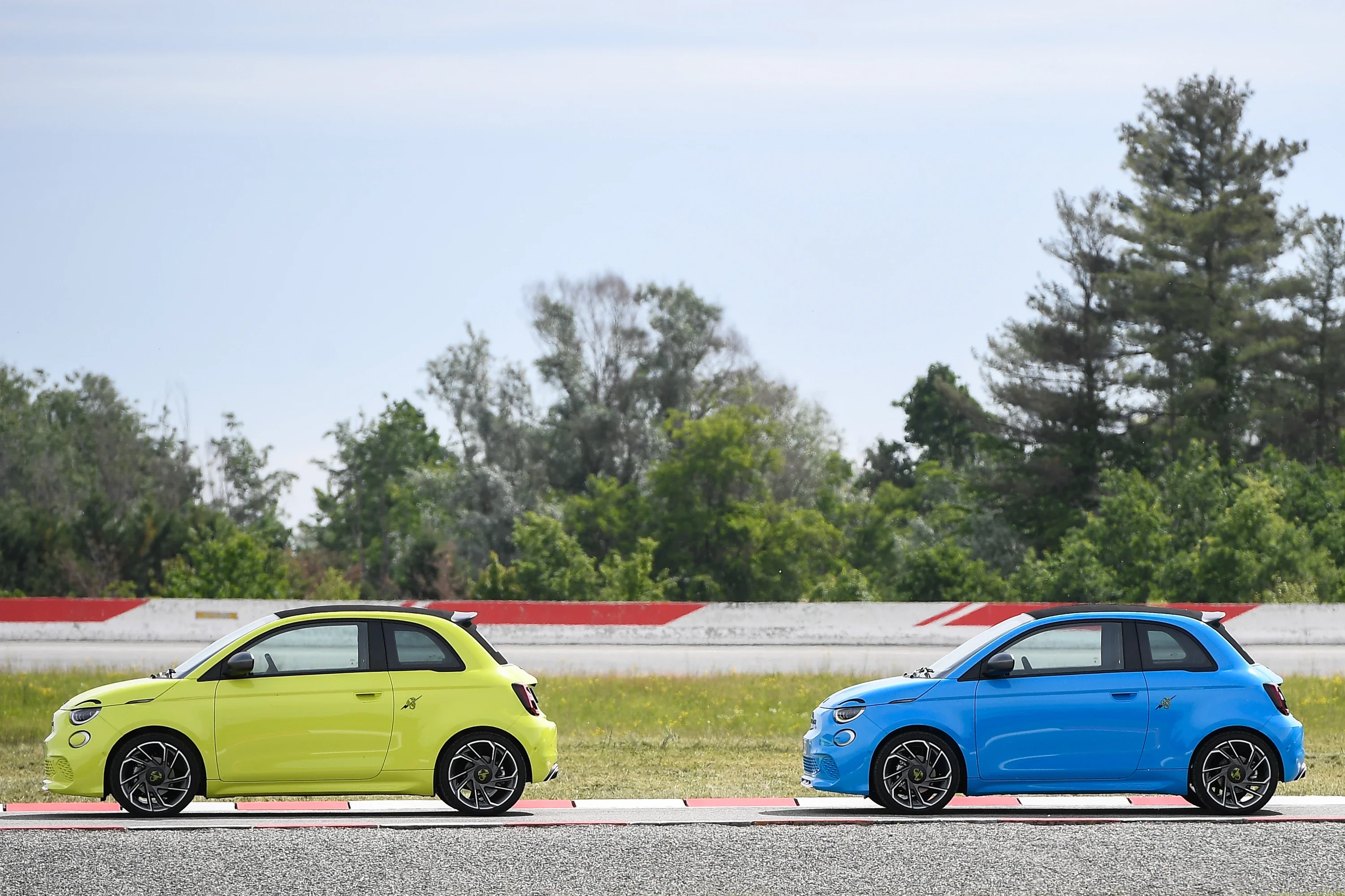 Abarth Cabrio 500e Turismo (2023-2026)