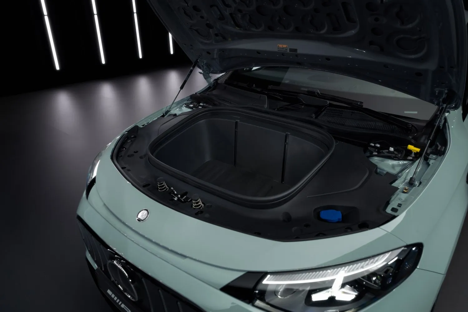 Mercedes-Benz EQA 250 (2021-2022)