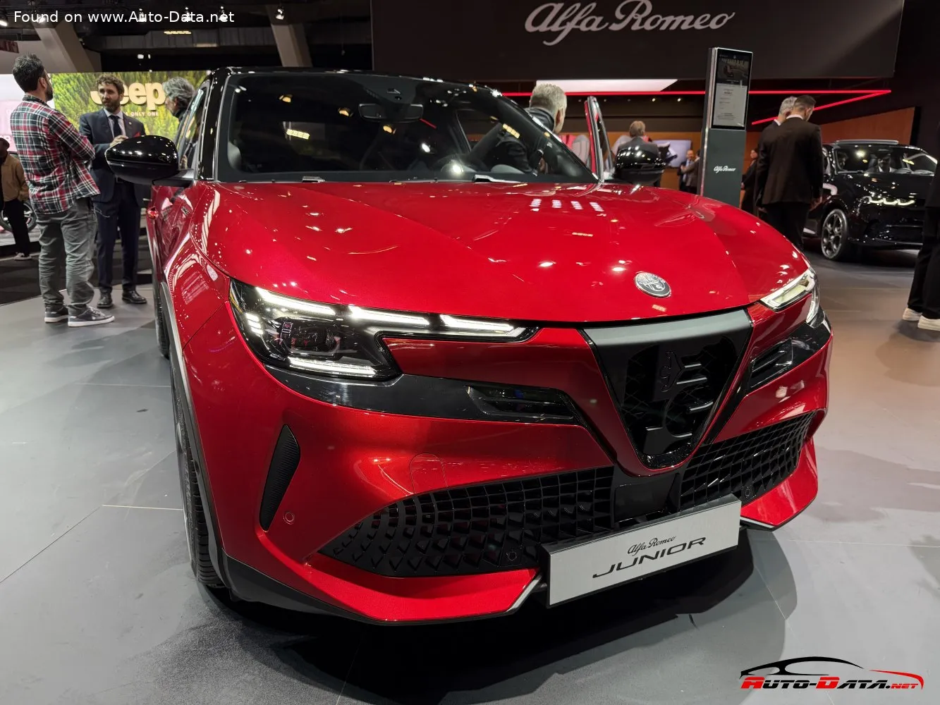 Alfa Romeo Junior Elettrica 115 kW (156 CV) Intensa (2025-2026)