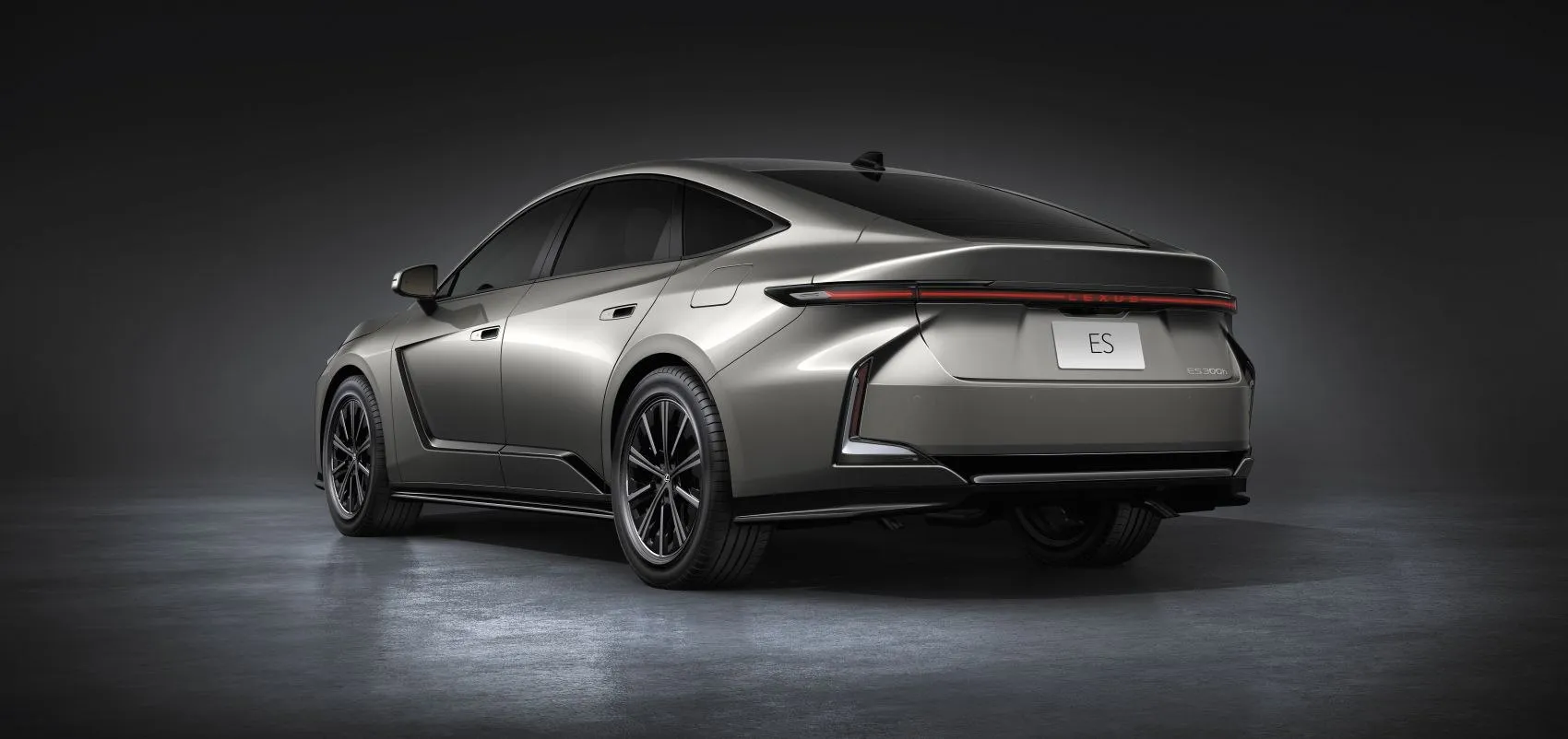 Lexus ES 350e Signature FWD (2025)