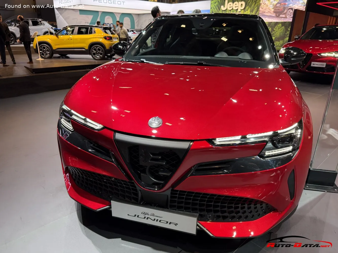Alfa Romeo Junior Elettrica Speciale 115 kW (156 CV) 54 kWh (2024-2024)