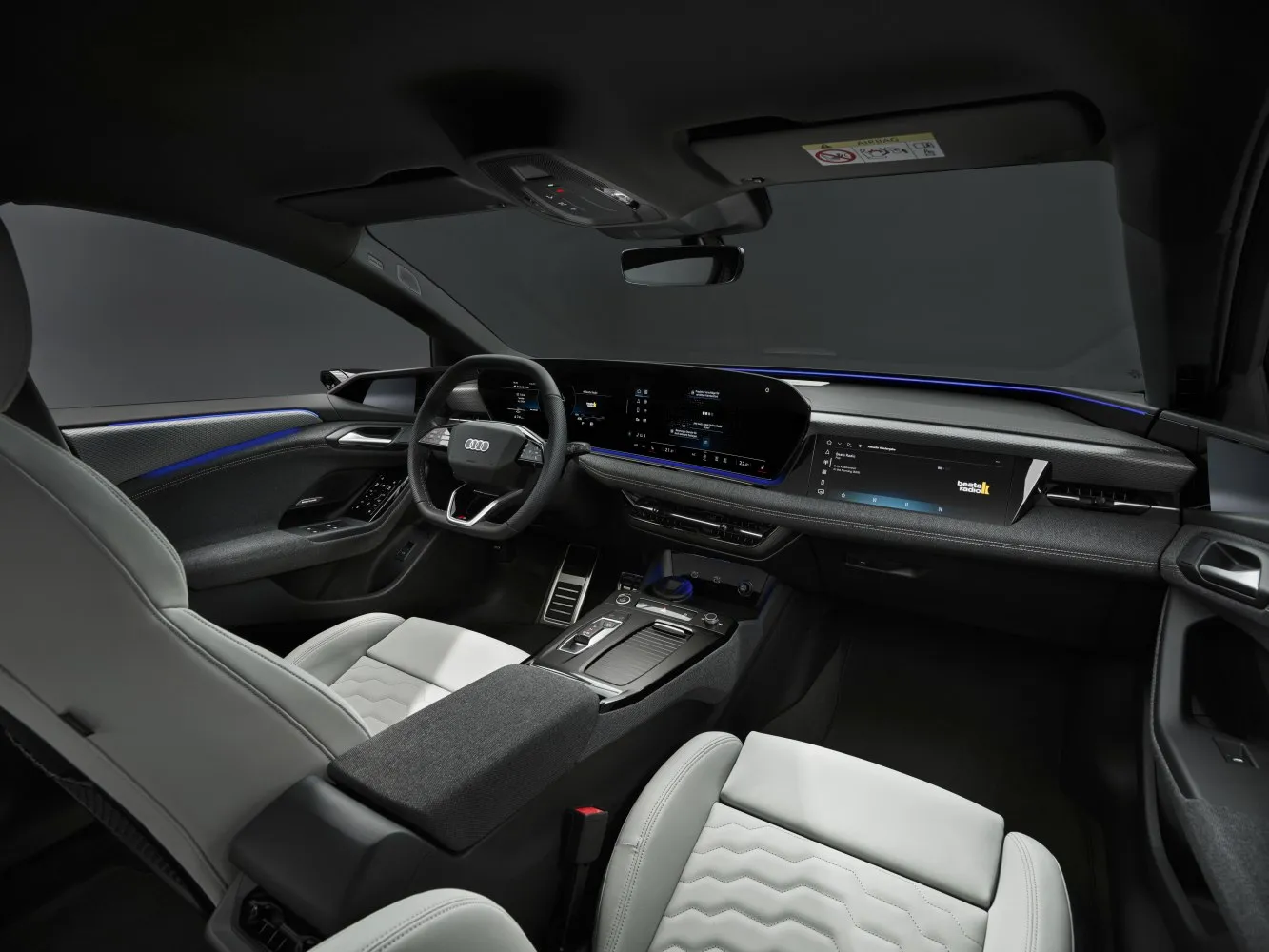 Audi A6 Avant e-tron quattro Black line (2024)