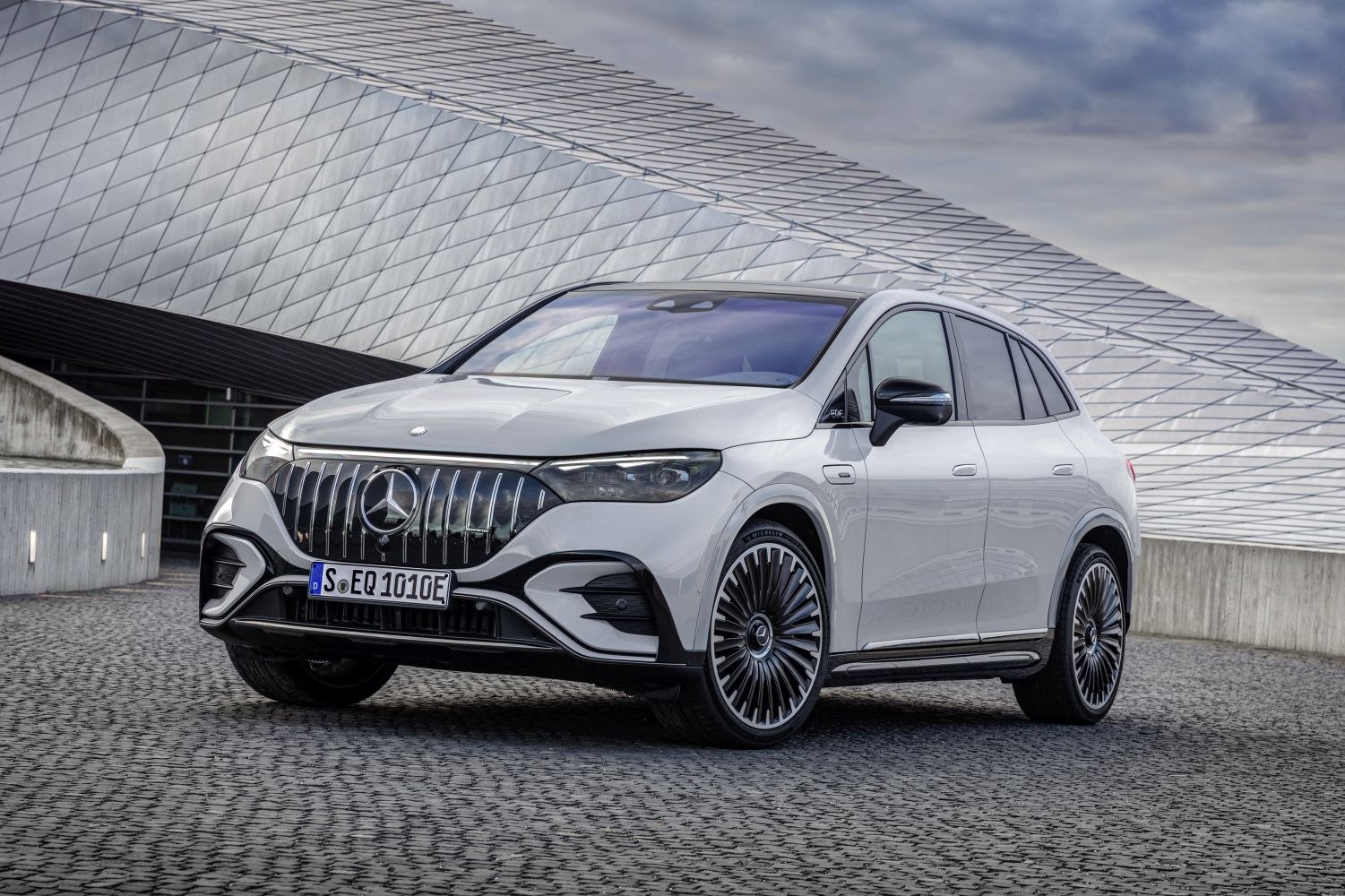 Mercedes-Benz EQE 300 Edition (2023-2024)