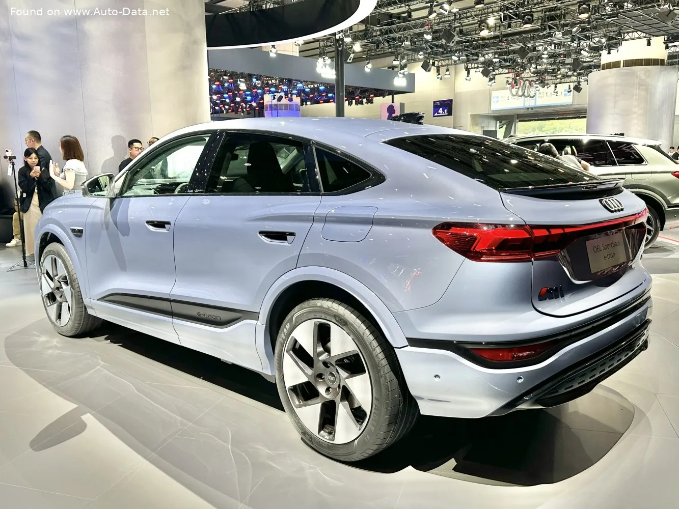 Audi Q6 Sportback e-tron S line (2024-2025)
