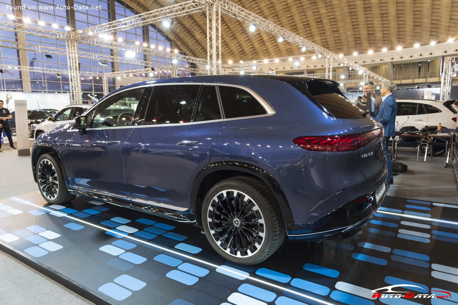 Mercedes-Benz C 400 4MATIC eléctrico (2026)