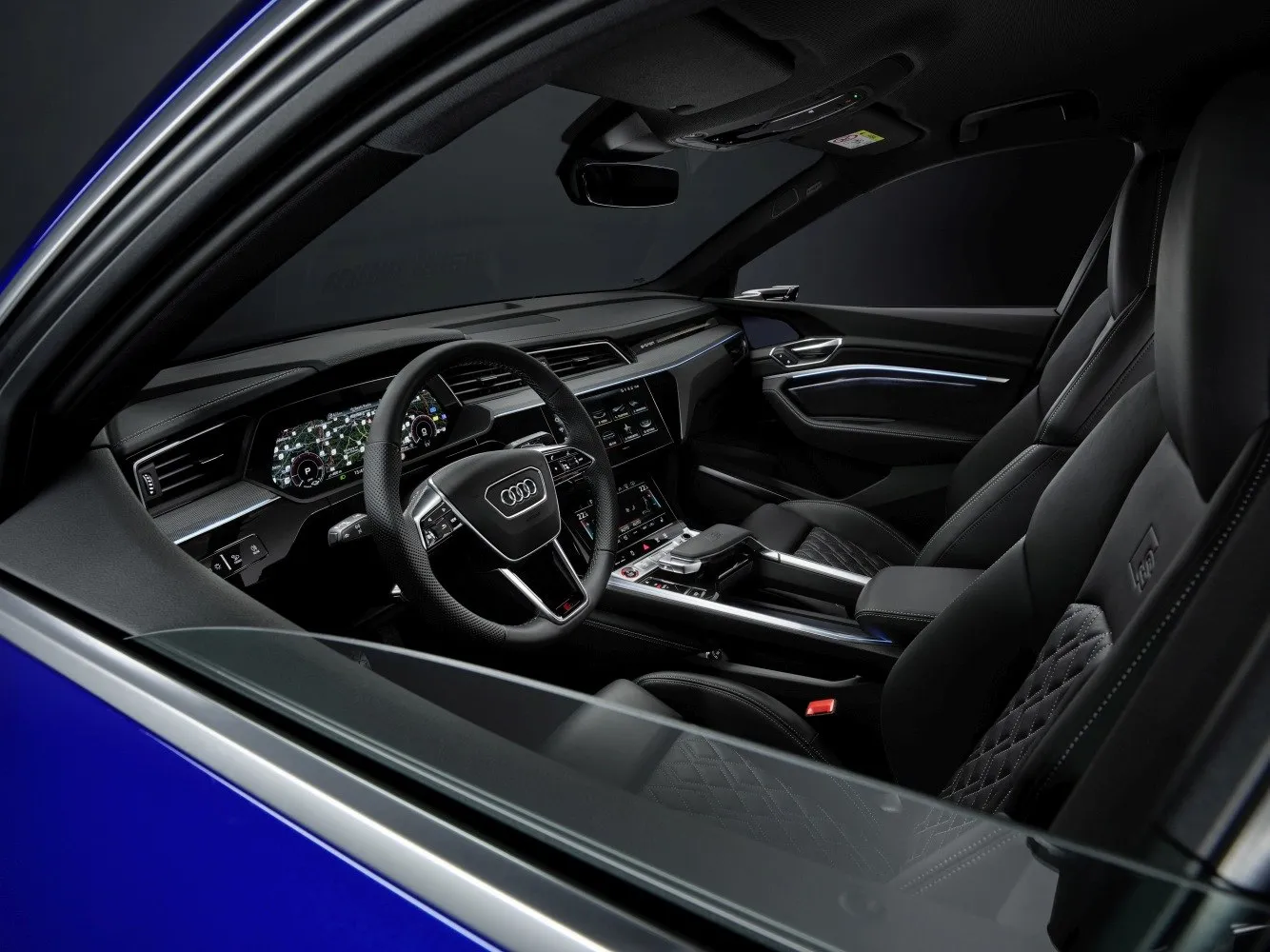 Audi Q8 e-tron 50 quattro S line (2022-2025)