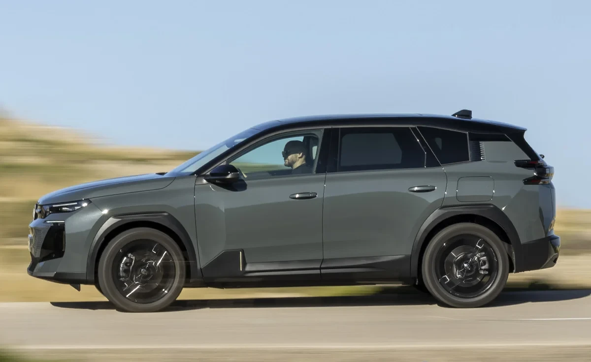 Arquitectura y detalles técnicos del Citroën C5 Aircross Max Plug-in Hybrid 225 CV (2026)