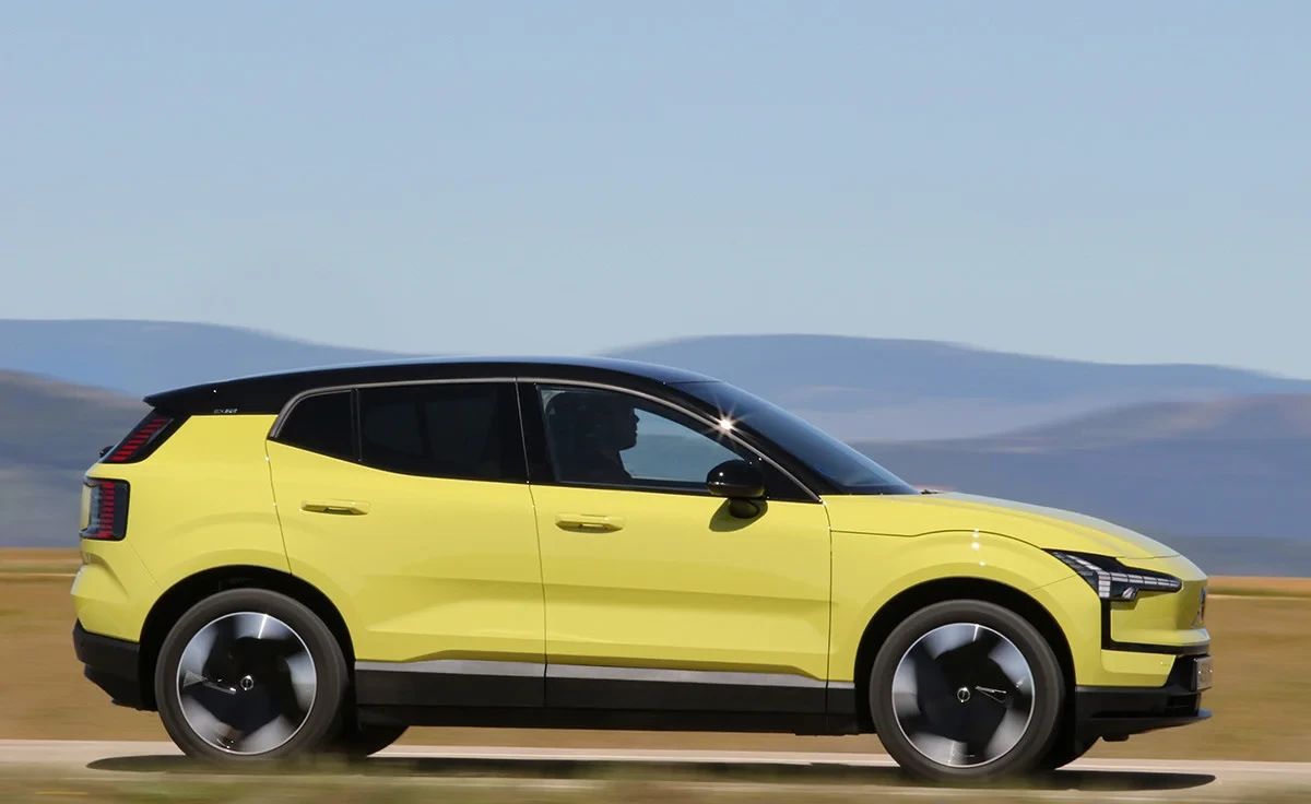 Volvo EX30 110 kW (150 CV) batería 69 kWh