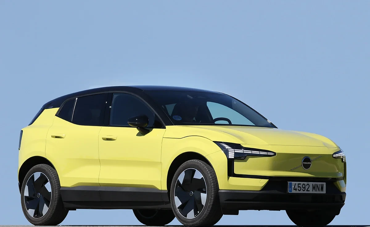 Volvo EX30 110 kW (150 CV) batería 69 kWh
