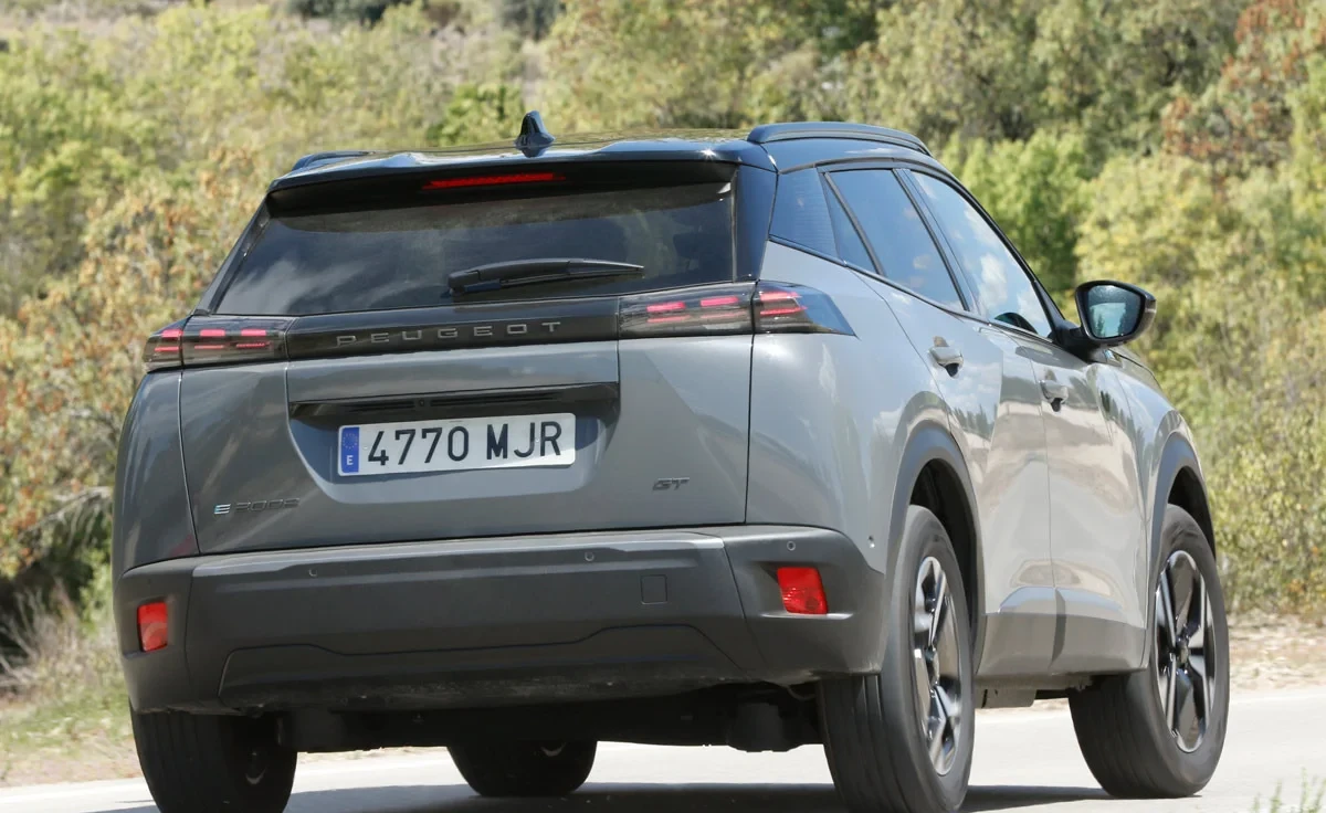 Comportamiento en marcha del Peugeot E-2008 Style 115 kW (156 CV) (2024)