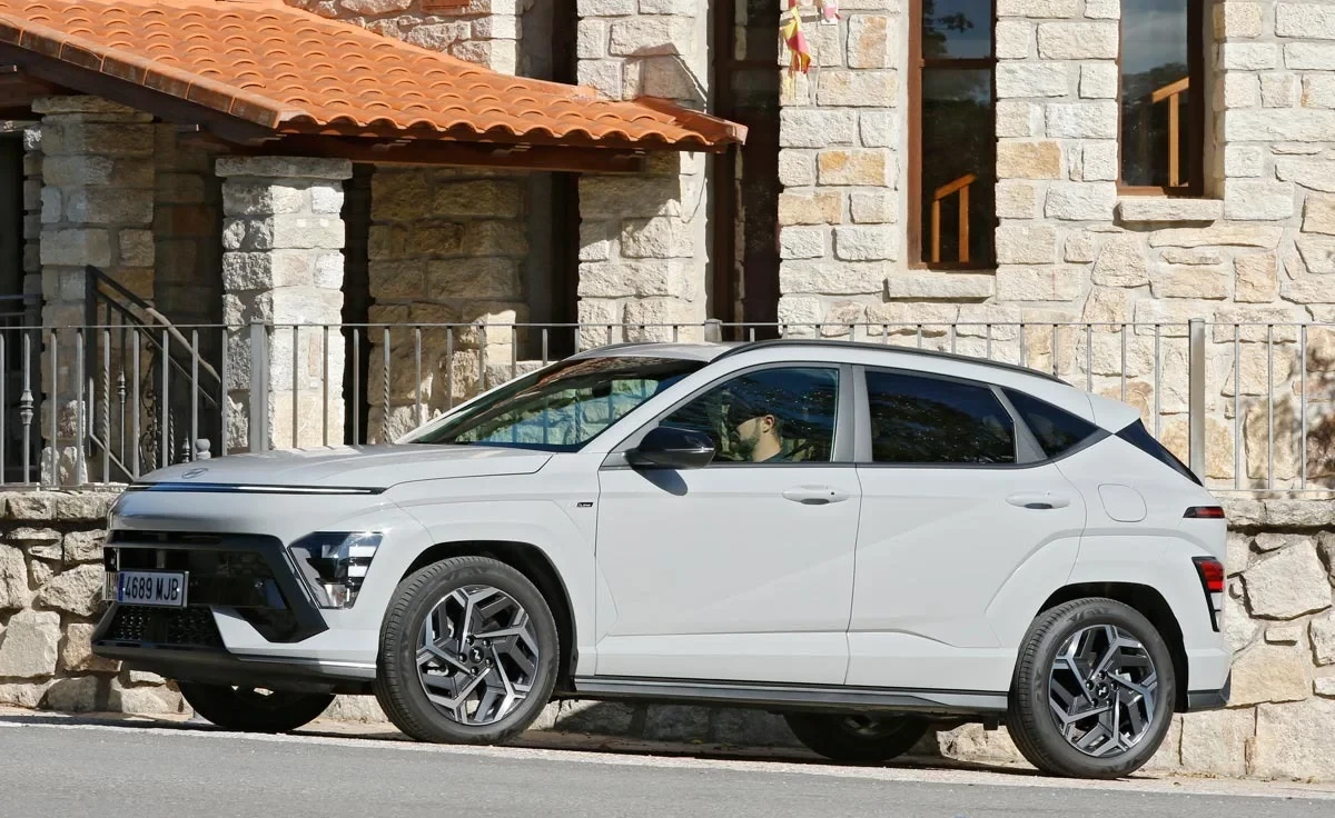 Hyundai Kona Eléctrico Tecno 204 CV 65 kWh (2024-2025)