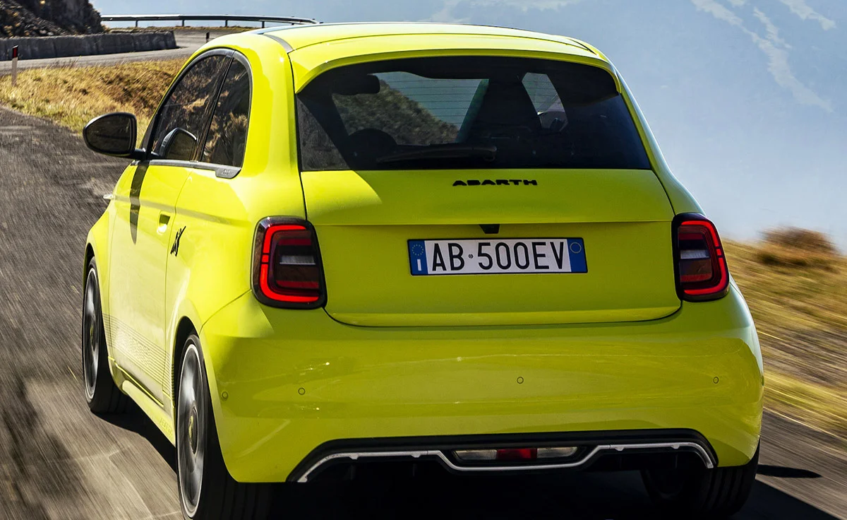 Abarth 500e Turismo Light (2024)
