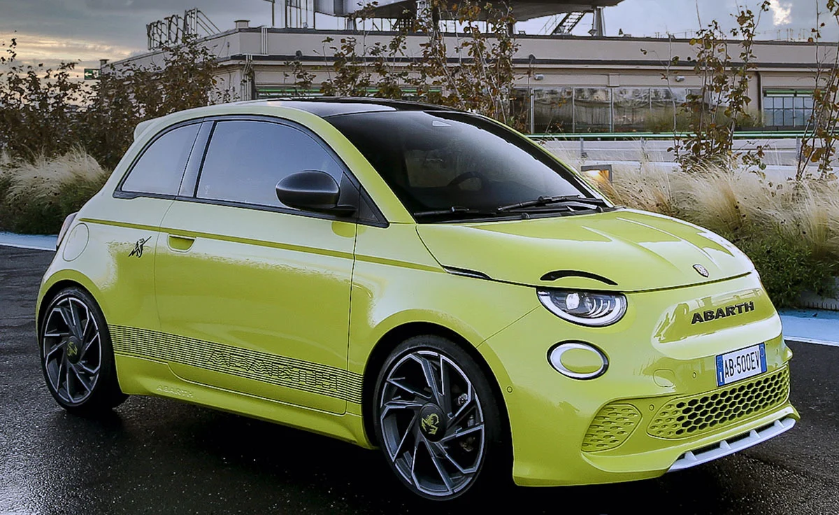 Abarth 500e Turismo Light (2024)