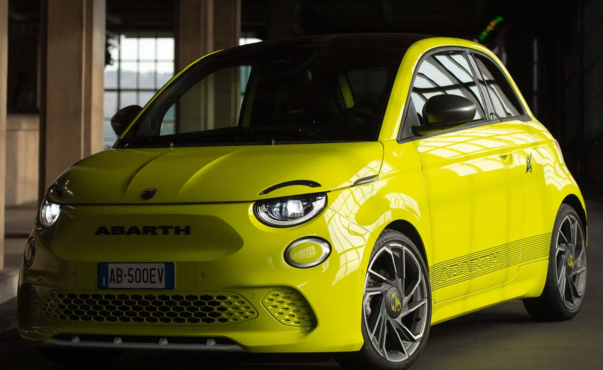 Abarth 500e Turismo Light (2024)