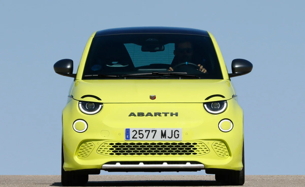 Abarth 500e Turismo Light (2024)