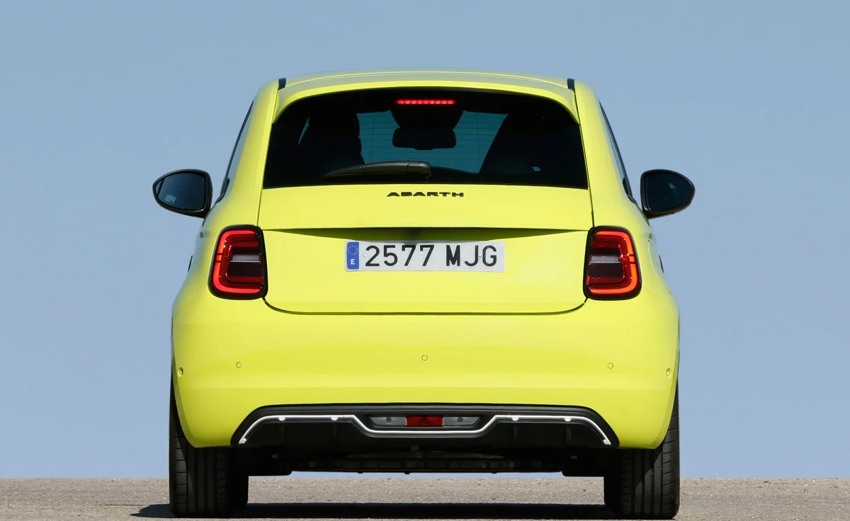 Abarth 500e Turismo Light (2024)