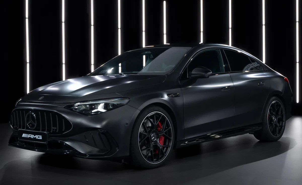 Mercedes-Benz CLA 250+ con tecnología EQ (2025)