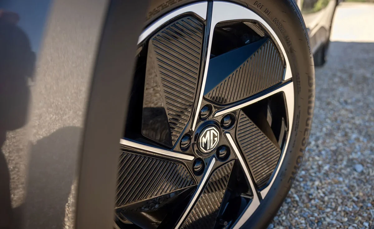 MG MGS5 Luxury 64 kWh