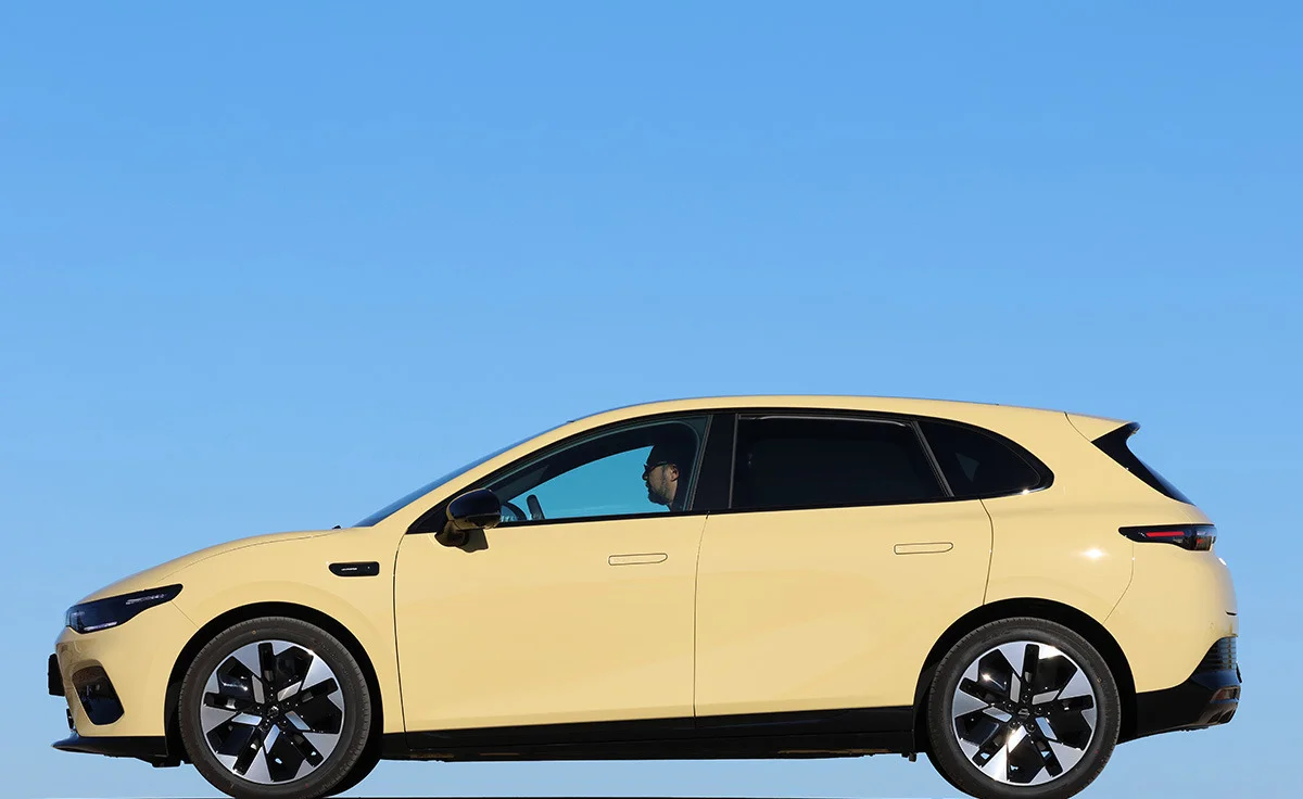Leapmotor B05 BEV 67,1 kWh Design ProMax (2026)