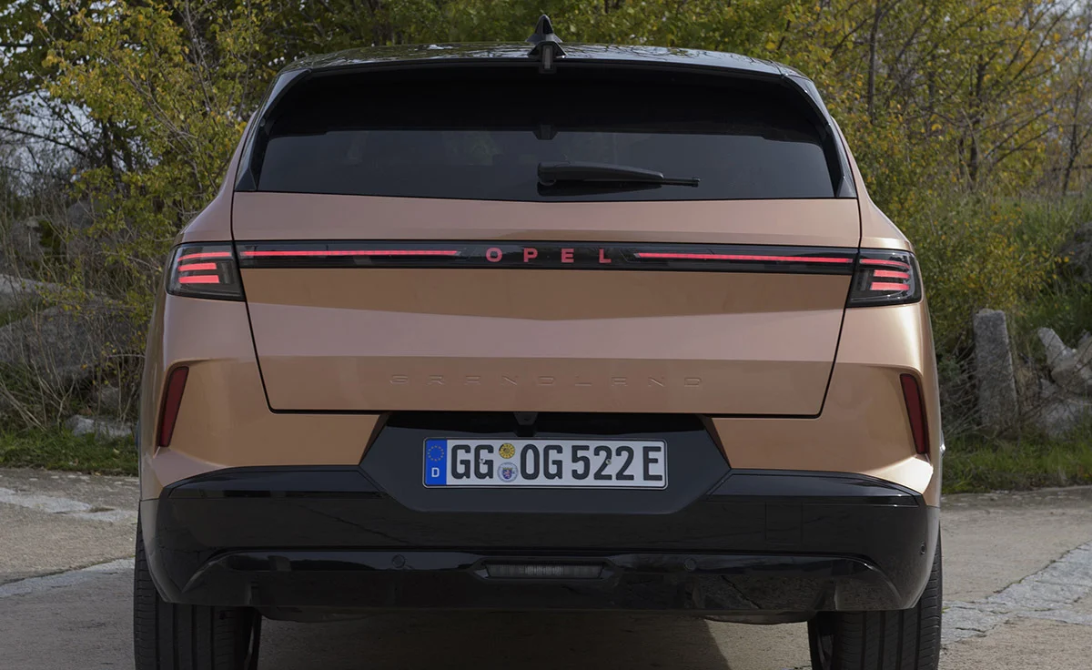 Opel Grandland Edition Electric 97 kWh 170 kW (231 CV) (2025)