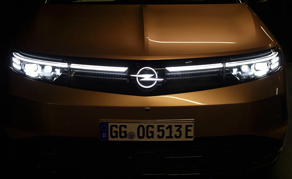 Opel Grandland Edition Electric 97 kWh 170 kW (231 CV) (2025)