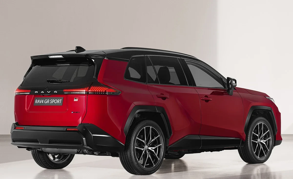 Toyota RAV4 Plug-in Hybrid 300 Advance (2026)