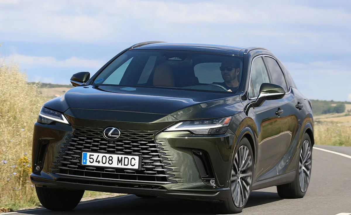 Lexus RX 450h+ Business (2026)