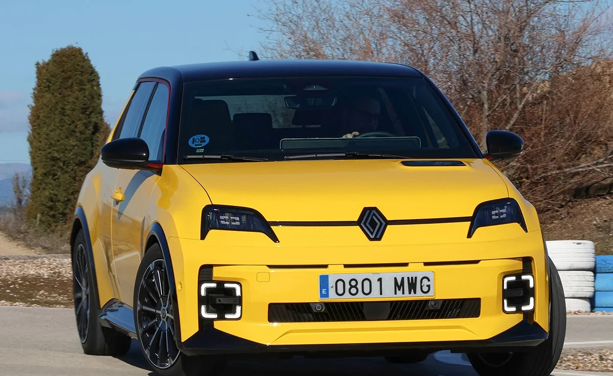 Renault 5 E-Tech evolution 110 kW (150 CV) 52 kWh (2025)