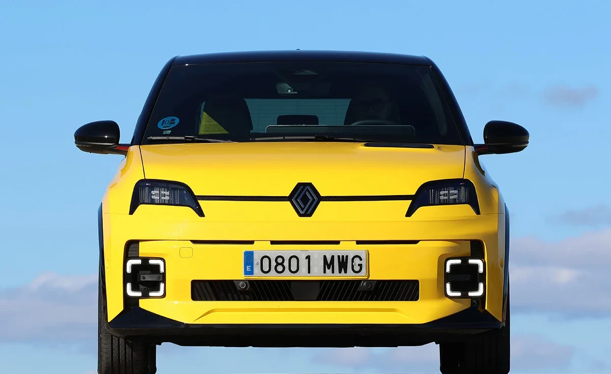Renault 5 E-Tech evolution 110 kW (150 CV) 52 kWh (2025)