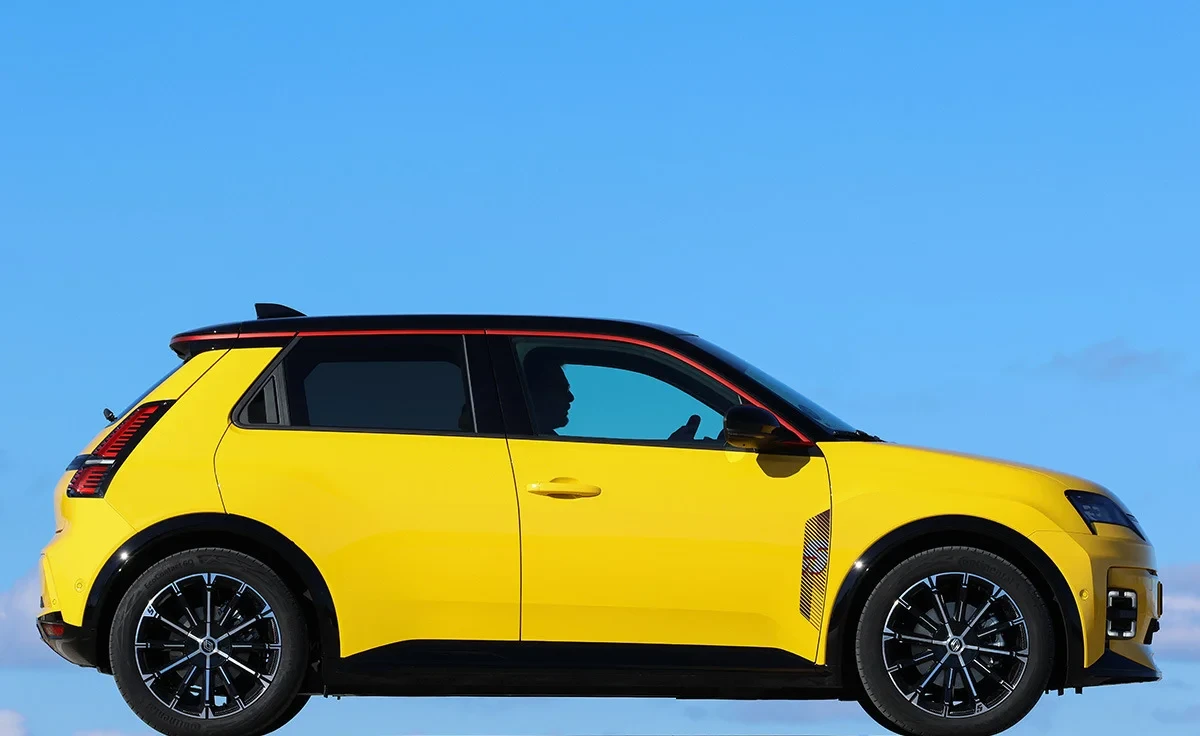 Renault 5 E-Tech evolution 110 kW (150 CV) 52 kWh (2025)