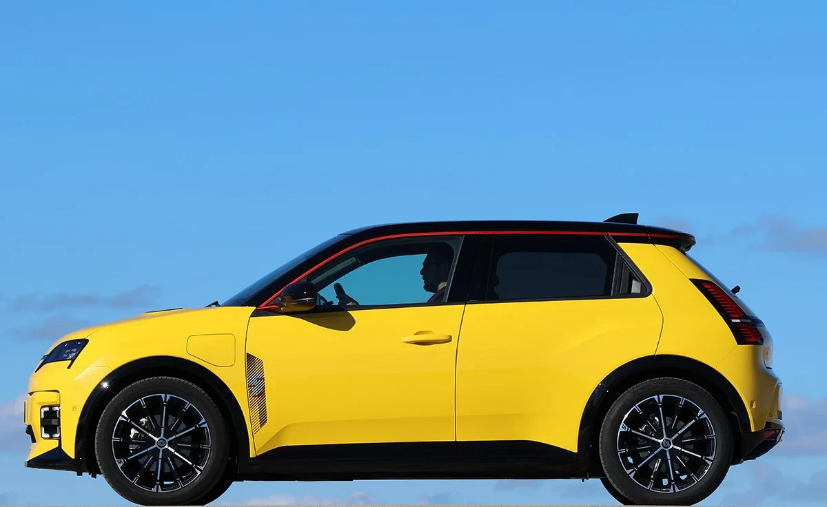 Renault 5 E-Tech evolution 110 kW (150 CV) 52 kWh (2025)