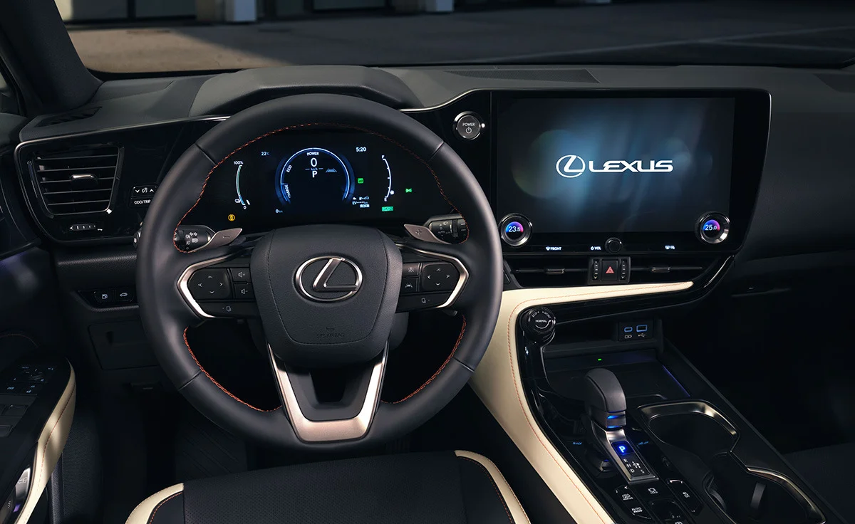 Lexus NX 450h+ 4x4 Premium+ (2025)