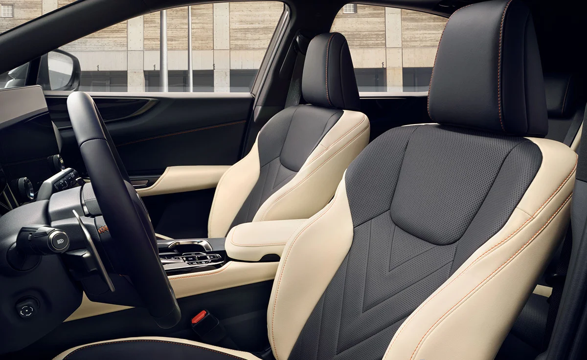 Lexus NX 450h+ 4x4 Premium+ (2025)