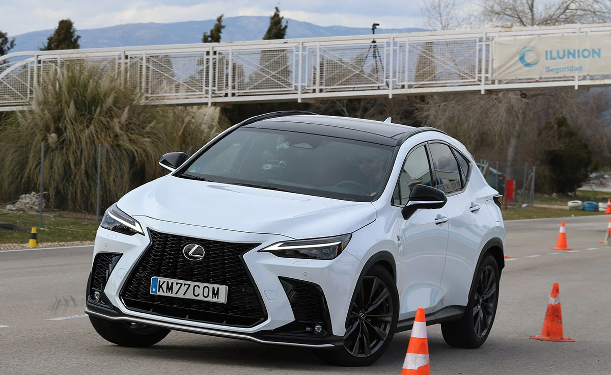 Lexus NX 450h+ 4x4 Premium+ (2025)