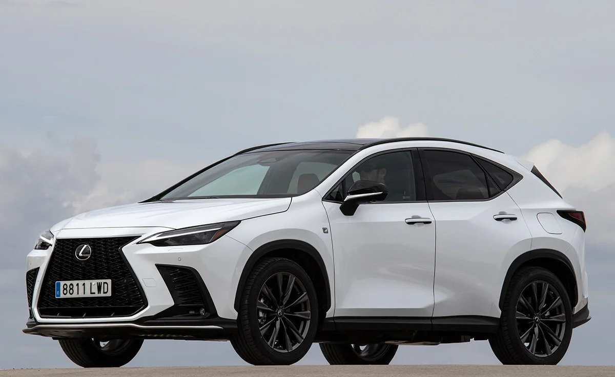 Lexus NX 450h+ 4x4 Premium+ (2025)
