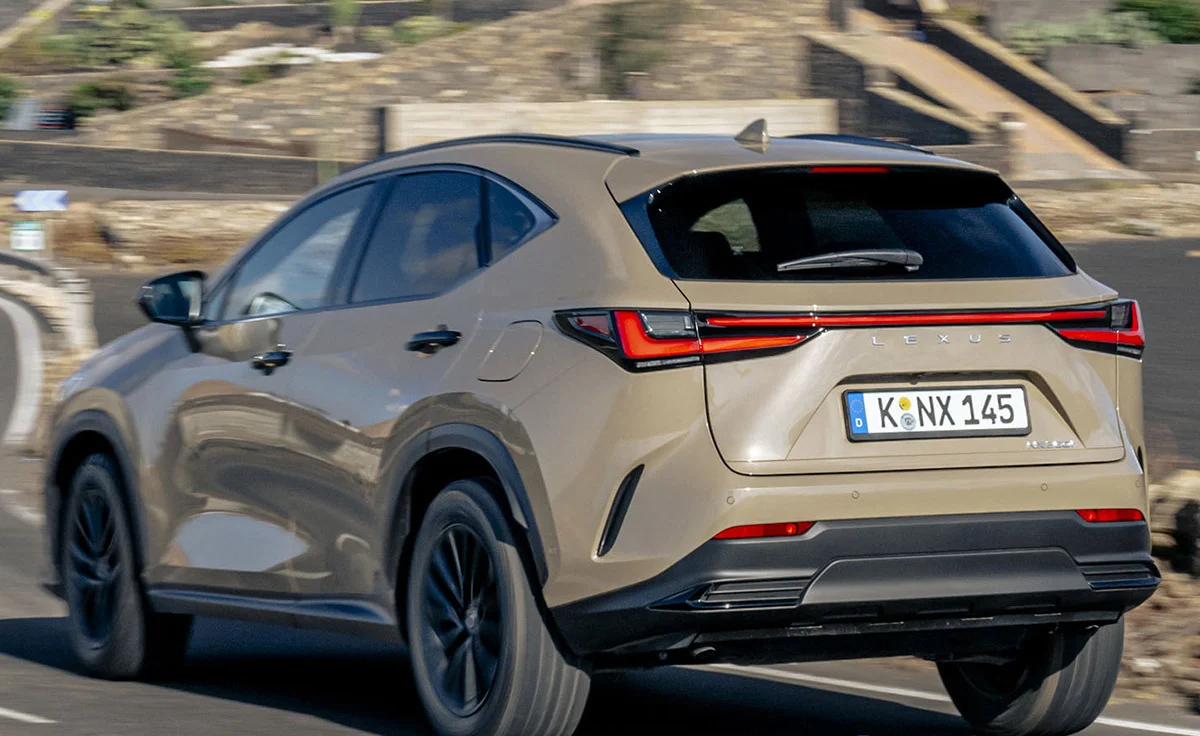 Comportamiento en marcha del Lexus NX 450h+ 4x4 Premium+ (2025)
