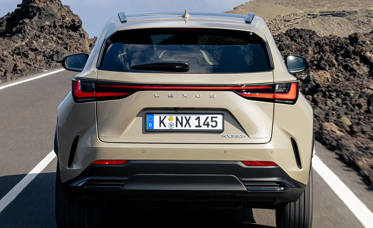 Lexus NX 450h+ 4x4 Premium+ (2025)