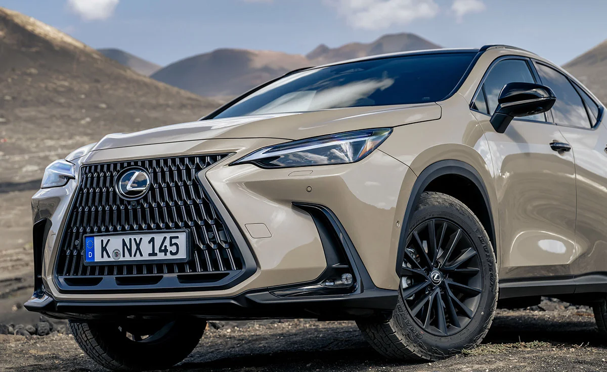Lexus NX 450h+ 4x4 Premium+ (2025)