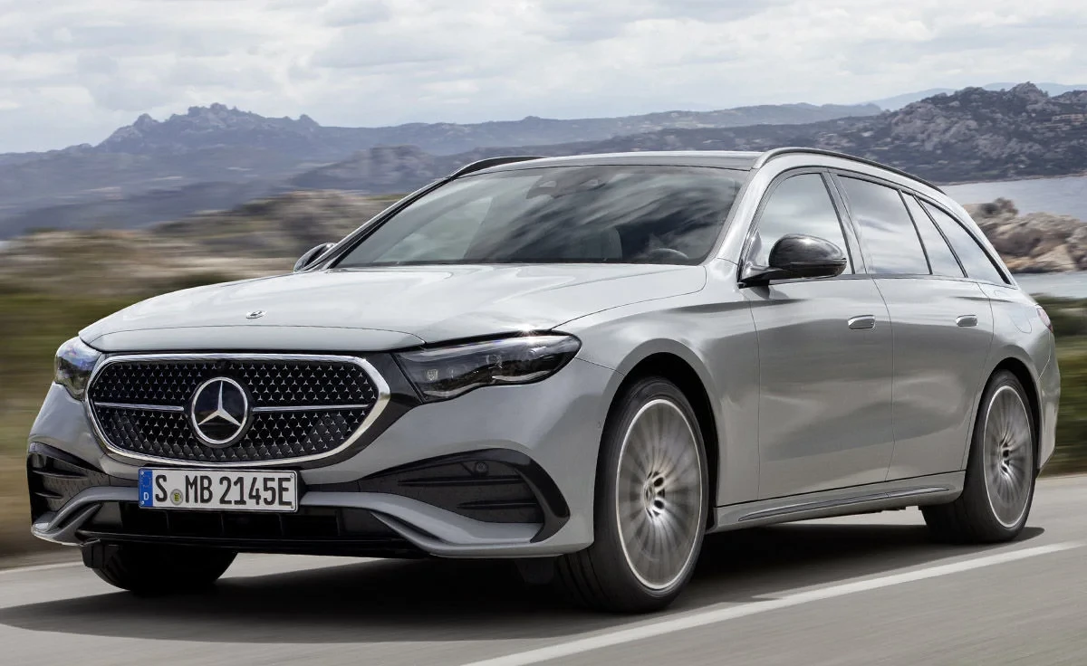 Mercedes-Benz E 300 de Estate con tecnología híbrida EQ (2025)