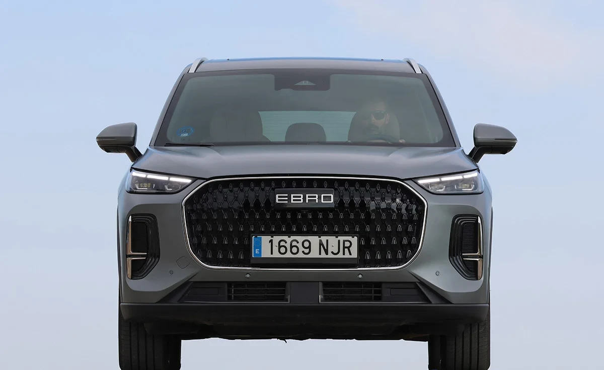 Ebro s900 PHEV 4x4 Luxury