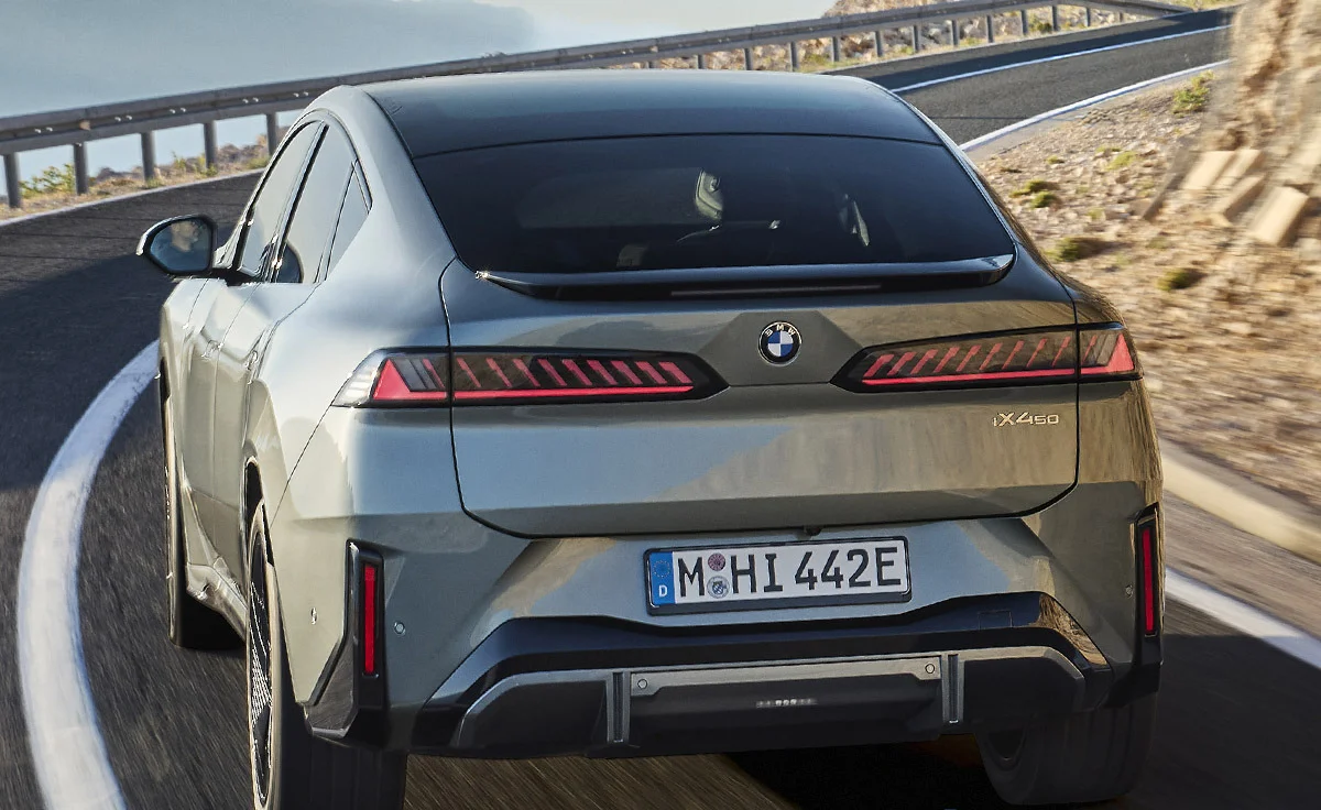 BMW iX4 50 xDrive