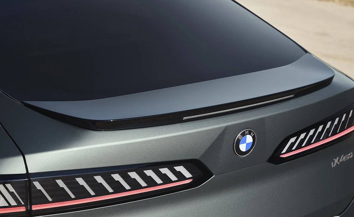 BMW iX4 50 xDrive