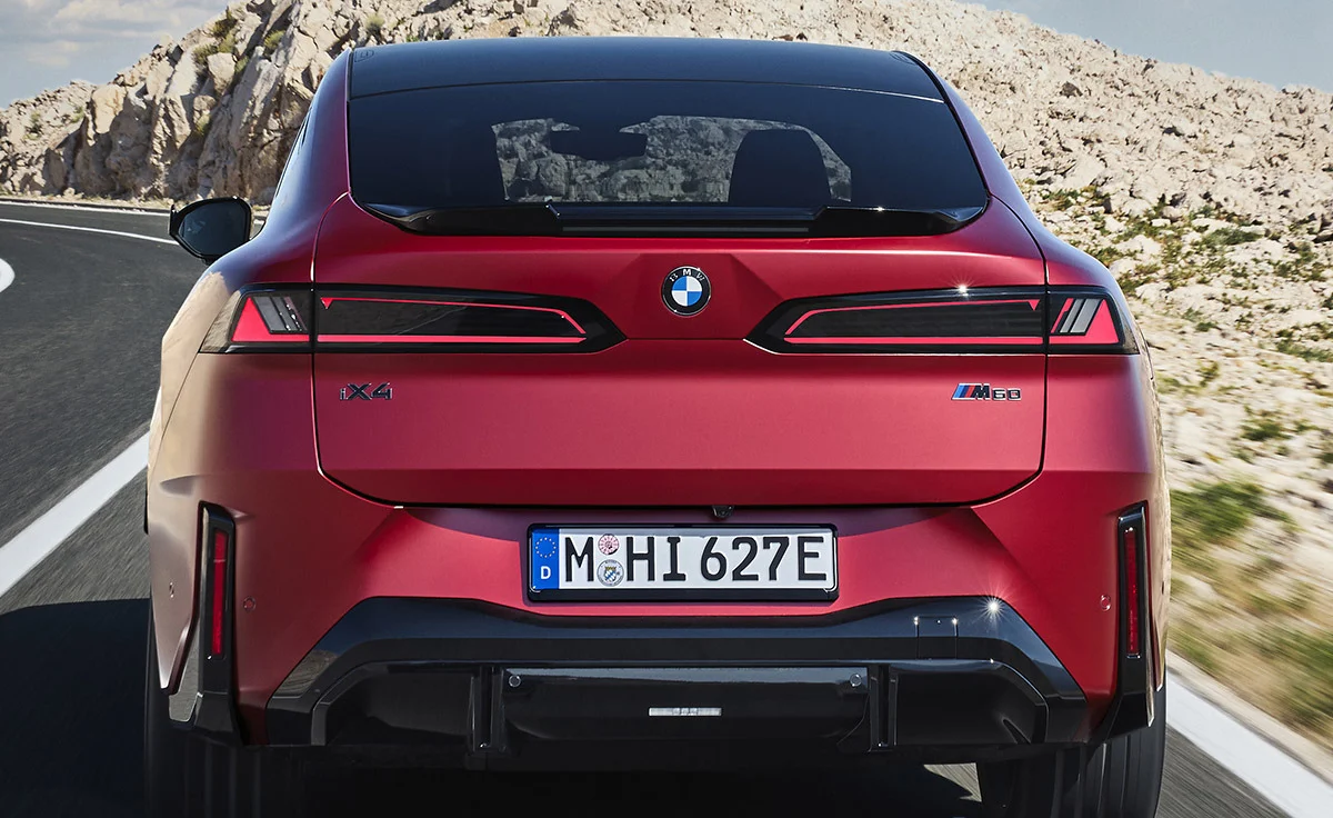 BMW iX4 50 xDrive