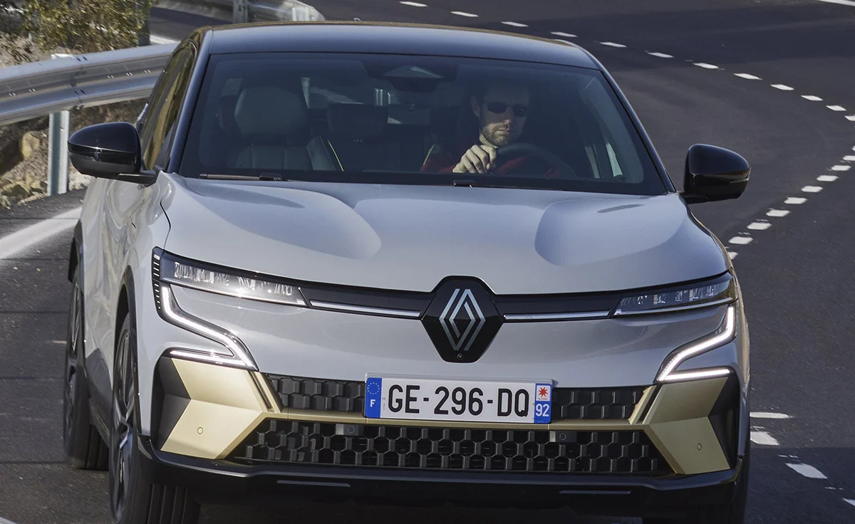 Renault Megane E-Tech Eléctrico esprit Alpine 160 kW (220 CV) autonomía confort (2025)