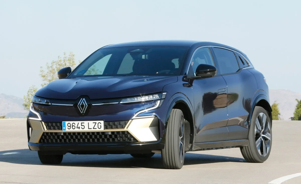 Renault Megane E-Tech Eléctrico esprit Alpine 160 kW (220 CV) autonomía confort (2025)